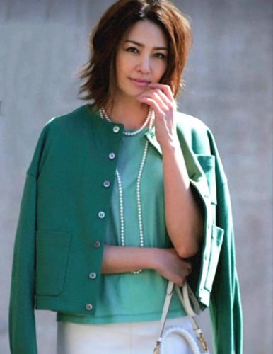 日本十大穿搭博主排行榜(日本女生蕾丝超短裙子穿搭)插图5