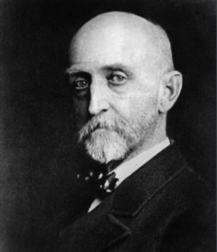 十大军事小说作家排行榜(十大出名小说作者)插图2