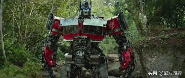 十大帅气动作电影排行榜(动作类电影排行前十)