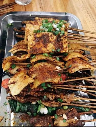 泸州地摊烧烤排名前十(泸州摆摊最好的地摊)插图34 泸州地摊烧烤排名前十(泸州摆摊最好的地摊)插图34