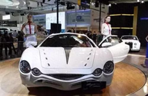 十大最丑的豪车排行榜图片(国产十大最丑车标)插图8 十大最丑的豪车排行榜图片(国产十大最丑车标)插图8