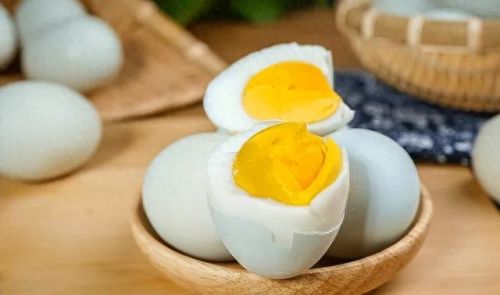 十大食物含量排行榜表图片(食物叶黄素含量排行榜)插图1