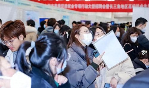 上海店员收入排名前十(上海白领工资排名)插图5