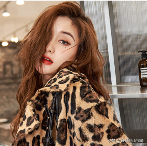 中国皮草品牌十大排行榜(口碑最好的皮草品牌)插图2 中国皮草品牌十大排行榜(口碑最好的皮草品牌)插图2