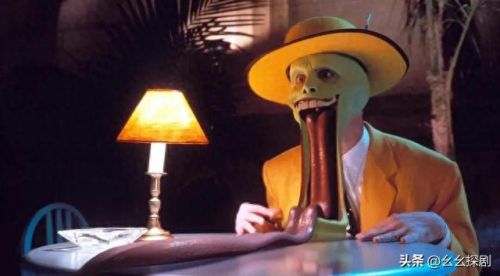 十大必看搞笑美剧电影排行榜(美剧一家人互相亲吻搞笑)插图3