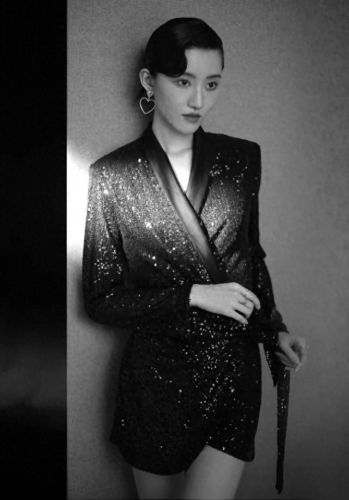 人气时装杂志排名前十(流行的时装杂志)插图71