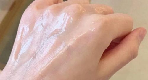 秋冬水乳十大排行榜(十大公认好用的水乳)插图3