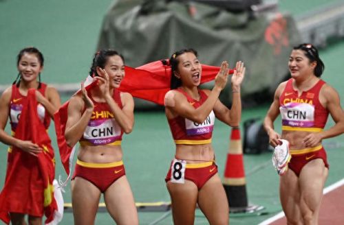 体育舞蹈女生排名前十(全网最火的科目舞蹈女)插图9 体育舞蹈女生排名前十(全网最火的科目舞蹈女)插图9