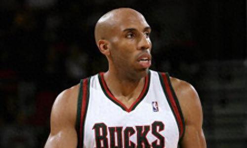 最牛的十大球员排行榜(世界十大豪强球员排行榜)插图7