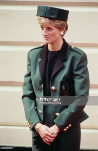 宝石手链系列排名前十(名牌手链十大排名)插图35 宝石手链系列排名前十(名牌手链十大排名)插图35