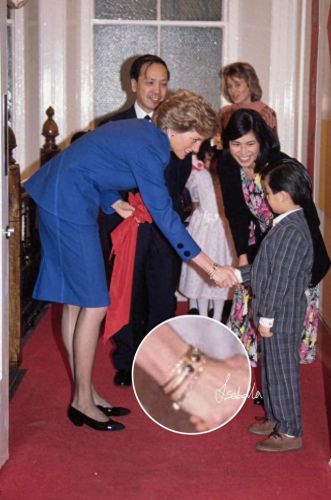 宝石手链系列排名前十(名牌手链十大排名)插图32 宝石手链系列排名前十(名牌手链十大排名)插图32