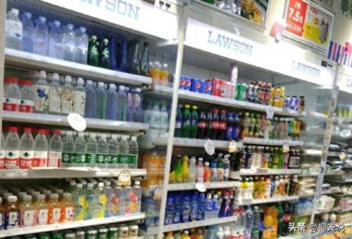 十大桶装矿泉水排行榜(10元一桶的大桶水)插图2 十大桶装矿泉水排行榜(10元一桶的大桶水)插图2