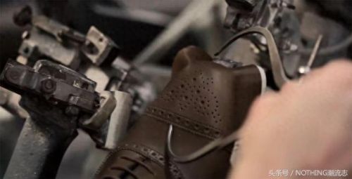 男鞋排名前十皮鞋(皮鞋哪个牌子质量好)插图23