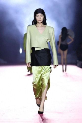 人气时装杂志排名前十(流行的时装杂志)插图62