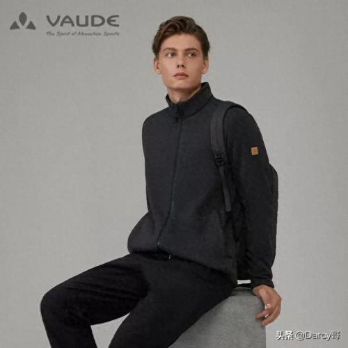 十大保暖卫衣排行榜10强(加绒卫衣品牌排行)插图6 十大保暖卫衣排行榜10强(加绒卫衣品牌排行)插图6