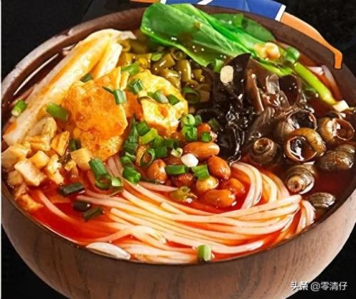 螺蛳粉十大排行榜做法(柳州螺蛳鸭脚煲做法)插图7 螺蛳粉十大排行榜做法(柳州螺蛳鸭脚煲做法)插图7