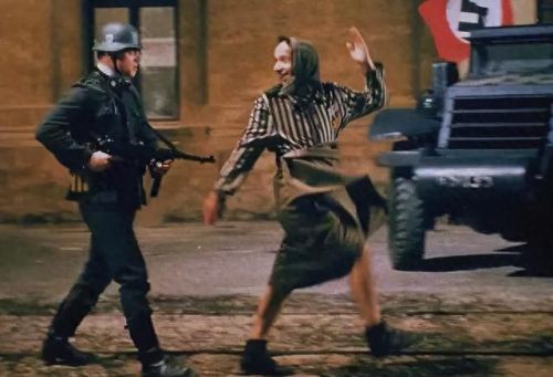 国外十大战争片排行榜(十部必看海战电影)插图1