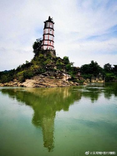 意大利最美瀑布排名前十(通灵瀑布在哪里)插图12