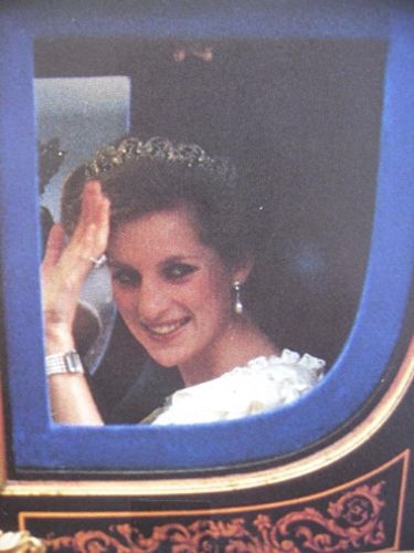 宝石手链系列排名前十(名牌手链十大排名)插图24 宝石手链系列排名前十(名牌手链十大排名)插图24