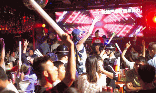 玉林宵夜酒吧排名前十(酒吧老板玉林)插图23 玉林宵夜酒吧排名前十(酒吧老板玉林)插图23