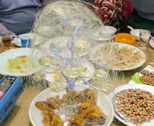 辽阳包厢饭店排名前十(辽阳西海兴饭店在什么位置)