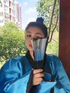 十大网红歌曲翻唱排行榜(翻唱林子祥歌的网红)插图5