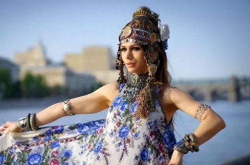 国际舞蹈十大美女排行榜(小野猫舞蹈美女)插图7