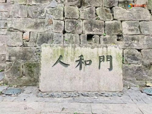 重庆十大城门楼盘排行榜(重庆十大最高端楼盘)插图10 重庆十大城门楼盘排行榜(重庆十大最高端楼盘)插图10