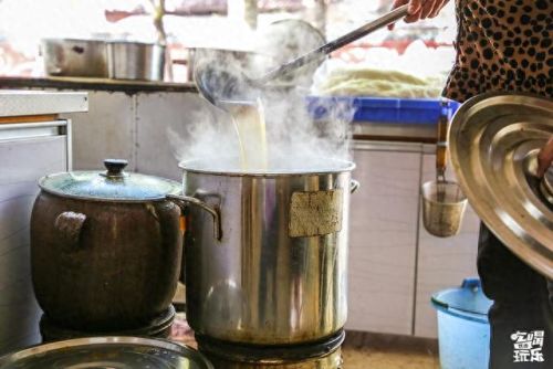 岳阳铁板小吃排名前十(岳阳小吃什么最出名)插图20 岳阳铁板小吃排名前十(岳阳小吃什么最出名)插图20