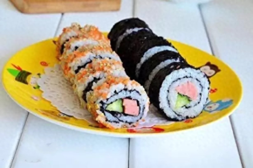 蜡笔小新之十大美食排行榜(蜡笔小新和小伙伴一起吃美食)插图1