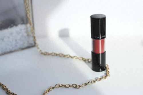 十大最仙气唇釉排行榜(口红唇釉排行榜前十名)插图21 十大最仙气唇釉排行榜(口红唇釉排行榜前十名)插图21