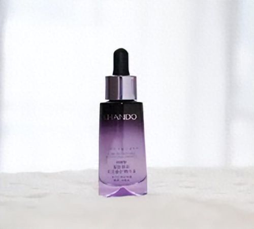 十大祛斑美白产品排行榜(美白祛斑霜第一名国货)