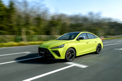 十大运动型轿车排行榜价格(20万左右的运动型轿车二手)插图3 十大运动型轿车排行榜价格(20万左右的运动型轿车二手)插图3