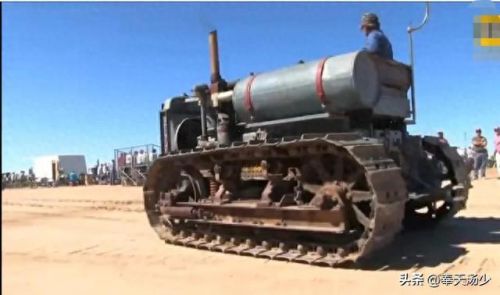 全球十大堆土机排行榜(世界十大推土机视频)插图7 全球十大堆土机排行榜(世界十大推土机视频)插图7