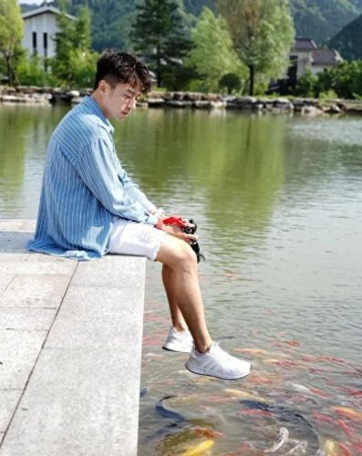 中国十大最帅男主播排行榜(斗鱼被永久封杀的十大主播)插图15