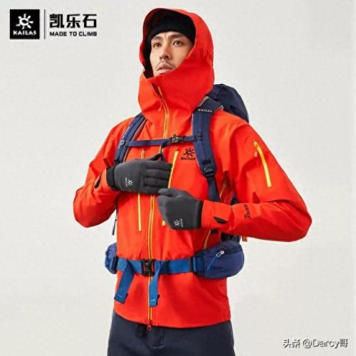 中国十大品牌冲锋衣排行榜(男装冲锋衣十大品牌)插图