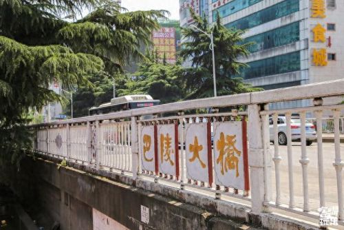 岳阳铁板小吃排名前十(岳阳小吃什么最出名)插图4 岳阳铁板小吃排名前十(岳阳小吃什么最出名)插图4