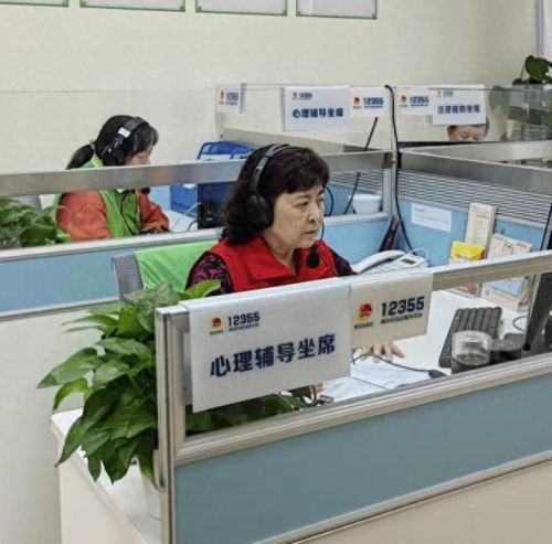 十大计划志愿者排行榜(南宁市十大最美志愿者莫文文)插图6