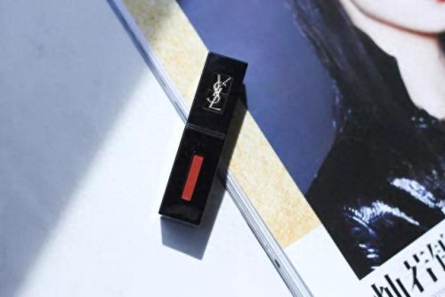 十大最仙气唇釉排行榜(口红唇釉排行榜前十名)插图2 十大最仙气唇釉排行榜(口红唇釉排行榜前十名)插图2