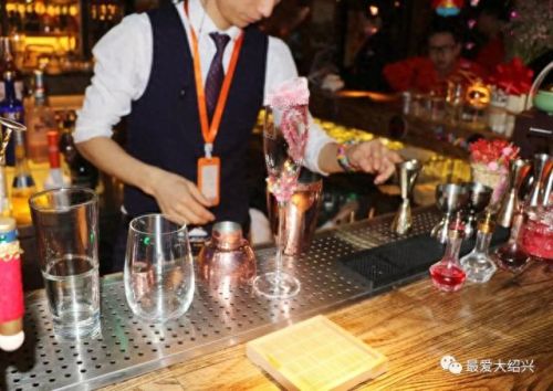 绍兴小众酒馆排名前十(天津比较小众的酒馆)插图14