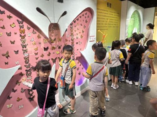 郑州水边餐厅排名前十(费县水边餐厅)插图25 郑州水边餐厅排名前十(费县水边餐厅)插图25