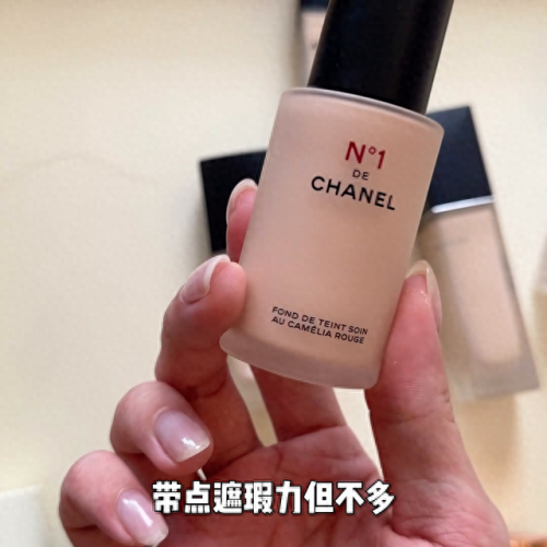 十大粉底液排行榜推荐夏天(最好用的粉底液排行榜前三)插图4 十大粉底液排行榜推荐夏天(最好用的粉底液排行榜前三)插图4