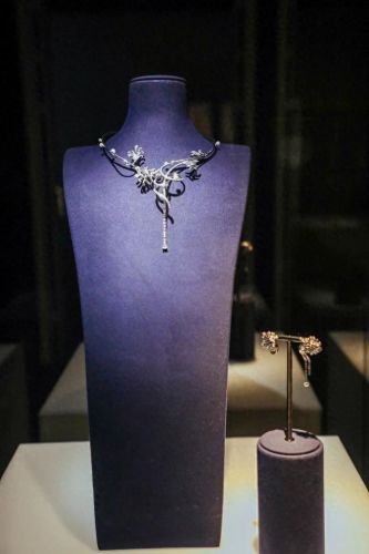 香港玉石厂家排名前十(香港板材十大排名)插图25 香港玉石厂家排名前十(香港板材十大排名)插图25