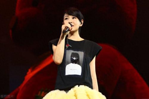 现在老歌曲十大排行榜(十大经典老歌曲排名)插图10 现在老歌曲十大排行榜(十大经典老歌曲排名)插图10