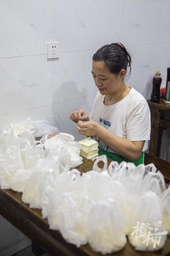 杭州套餐饭店排名前十(杭州有名饭店排行榜)插图7 杭州套餐饭店排名前十(杭州有名饭店排行榜)插图7