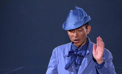 港台十大演唱会歌手排行榜(九十年代港台流行歌手有哪些)插图21 港台十大演唱会歌手排行榜(九十年代港台流行歌手有哪些)插图21