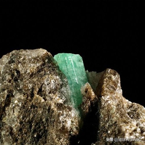 中国十大祖母绿原石排行榜(天然祖母绿原石价格表)插图2