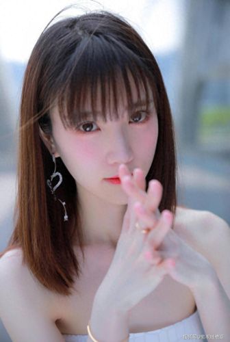 传媒圈十大美女排行榜(传媒十大女星)插图2 传媒圈十大美女排行榜(传媒十大女星)插图2