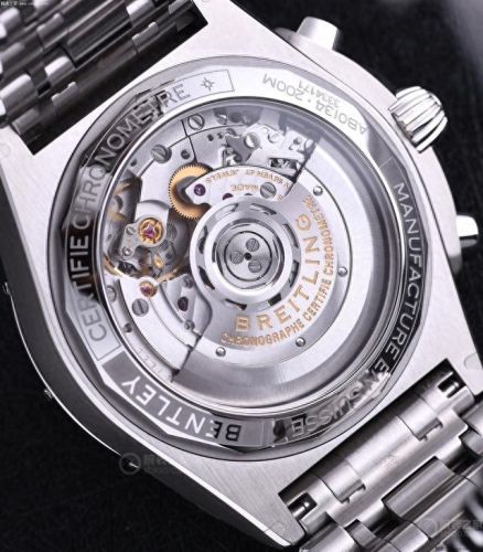 十大百年灵表排行榜(百年灵最好看的表)插图16 十大百年灵表排行榜(百年灵最好看的表)插图16