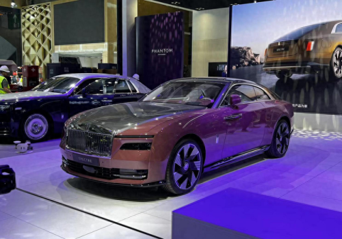 世界十大最贵电动车排行榜(十大最贵电动车排行榜)插图3